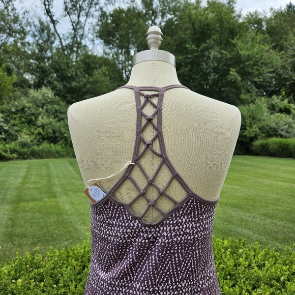 prAna Elixer Dress in Volcanic Plum Sumatra - Picture 5 of 8